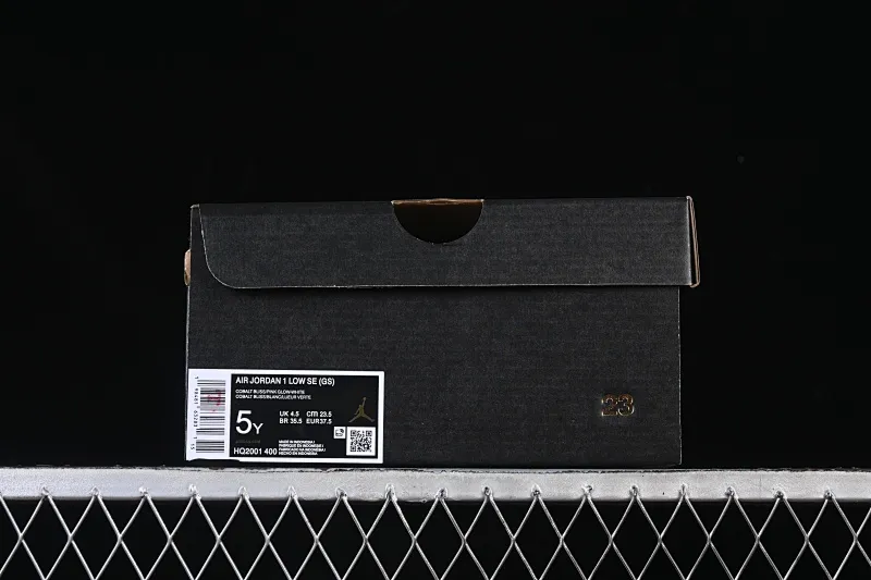 All categories Air Jordan Jordan series basketball shoes Air Jordan 1 Low Air Jordan 1 Low AJ1 Joe 1 white and blue denim pink diamond hook low-top casual sneakers HQ2001-400